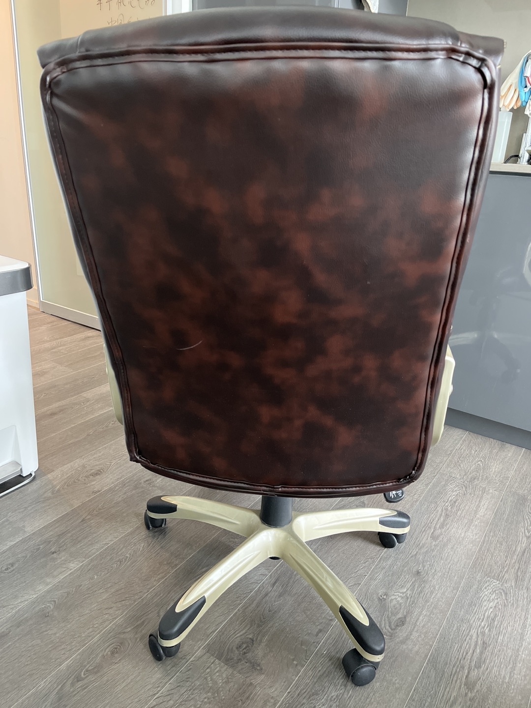 Executive Chair / Office Chair image indicator(3)
