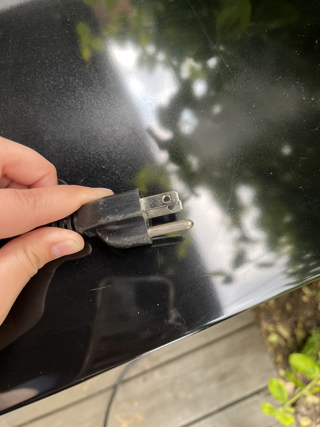 Black Insignia Mini fridge image indicator(6)