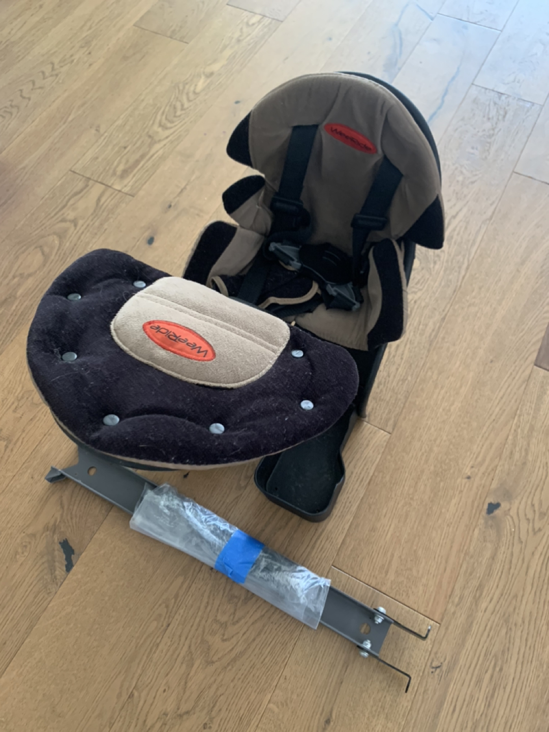 WeeRide Kangaroo Bike Child Carrier thumbnail