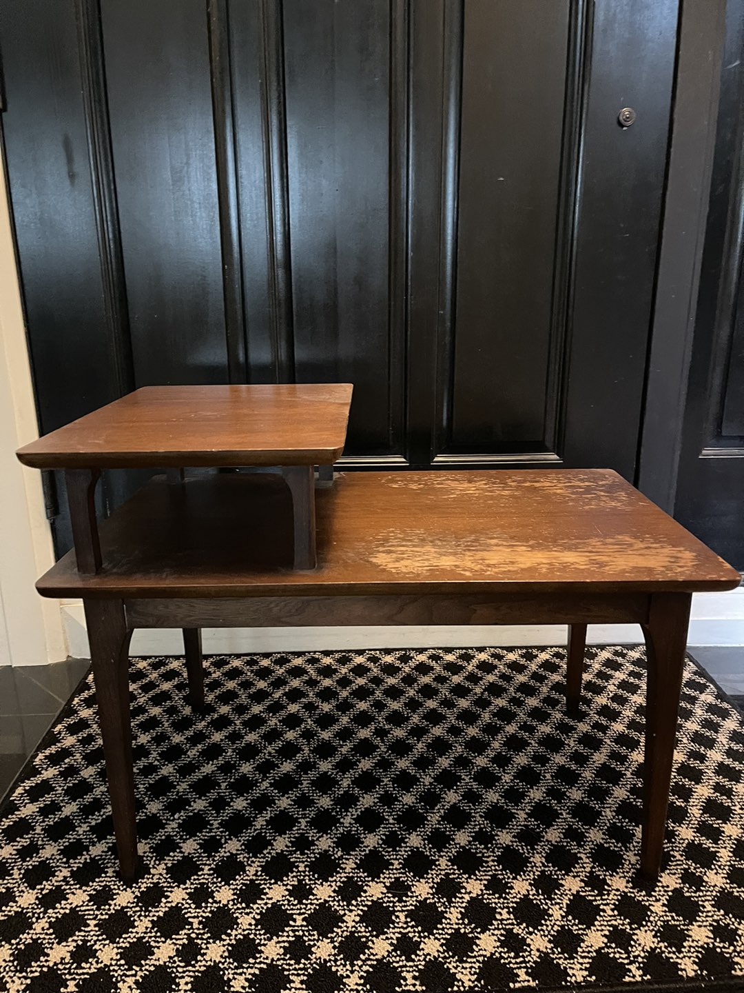 MCM telephone table thumbnail