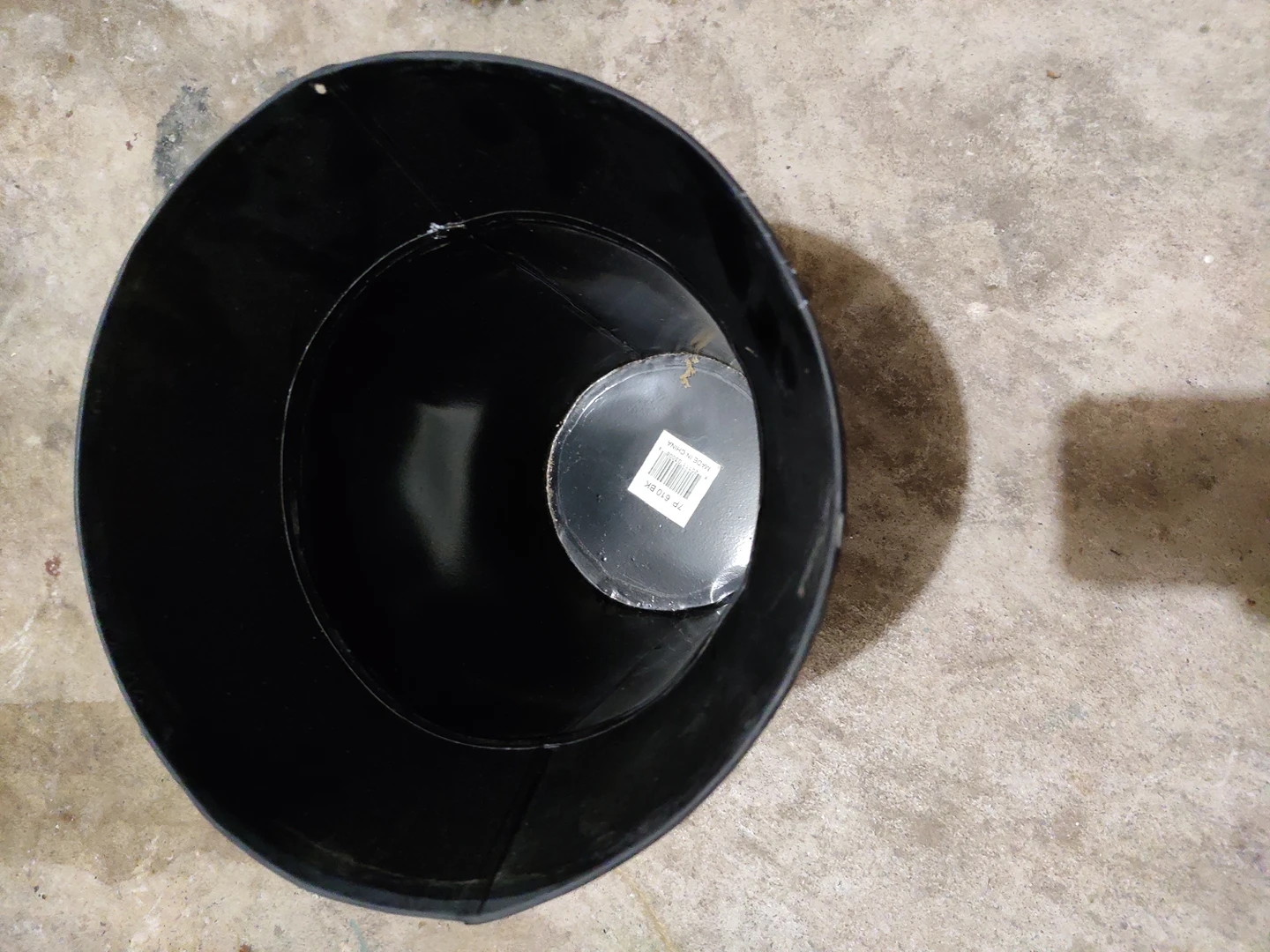 metal bucket or planter - photo 2