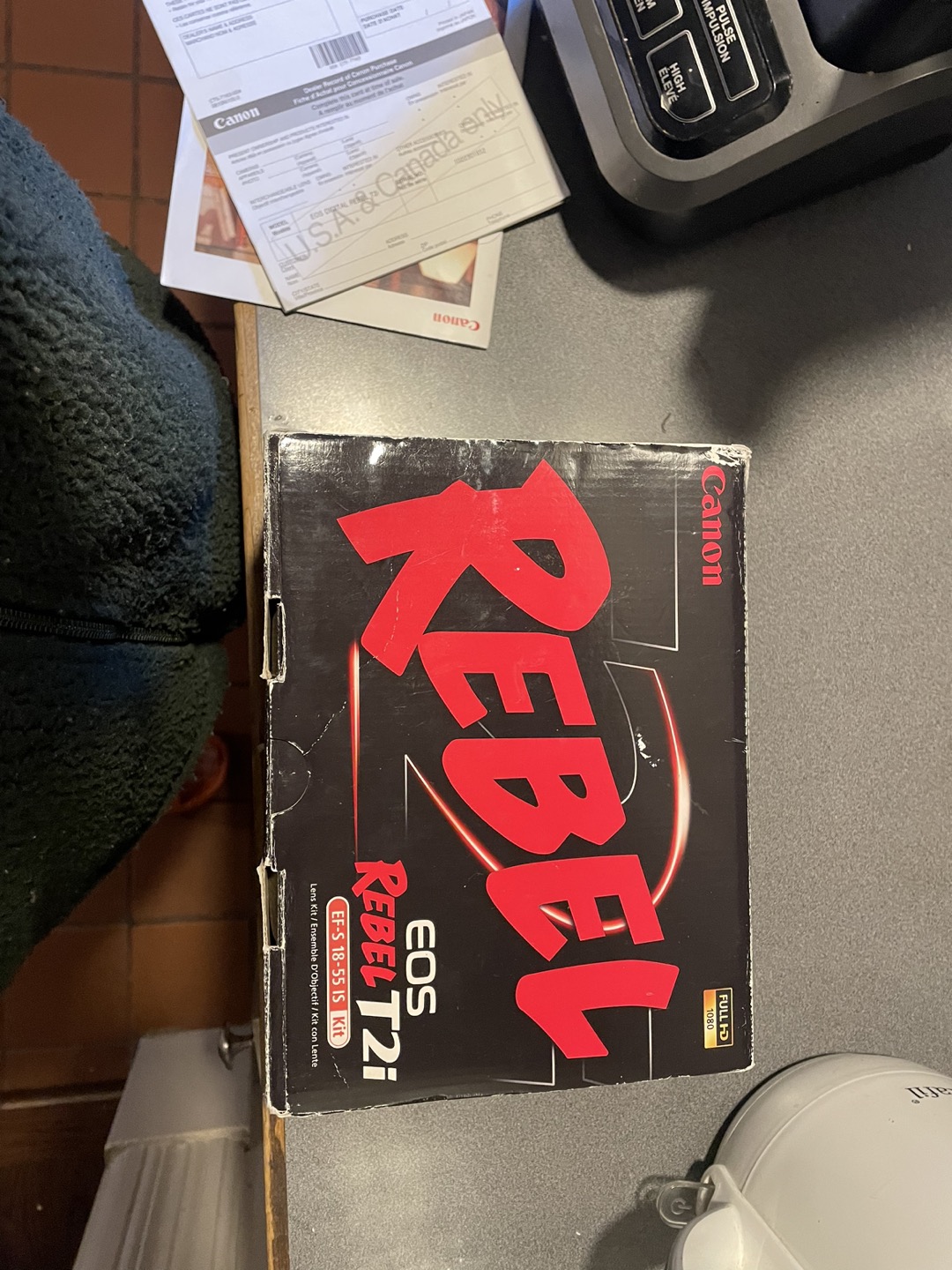 Canon EOS Rebel T2i with bag image indicator(4)