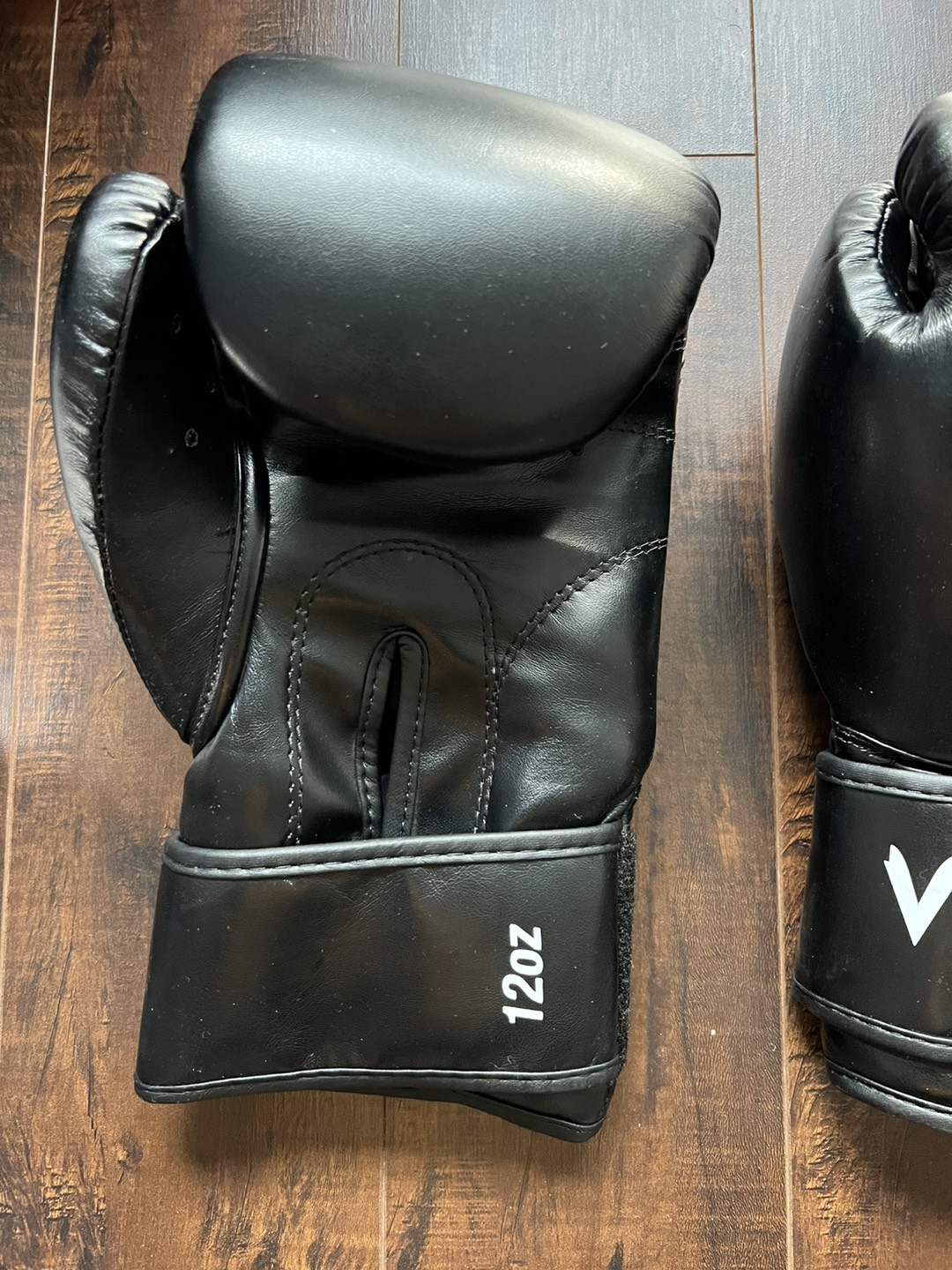 Boxing gloves - photo 3