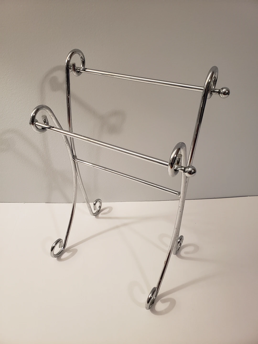 🛁 Wash Hand Towel Display Rack Holder image indicator(6)