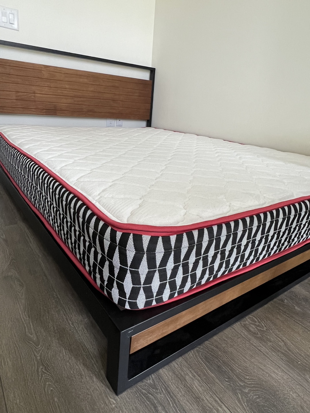 Frame+Mattresses - photo 2