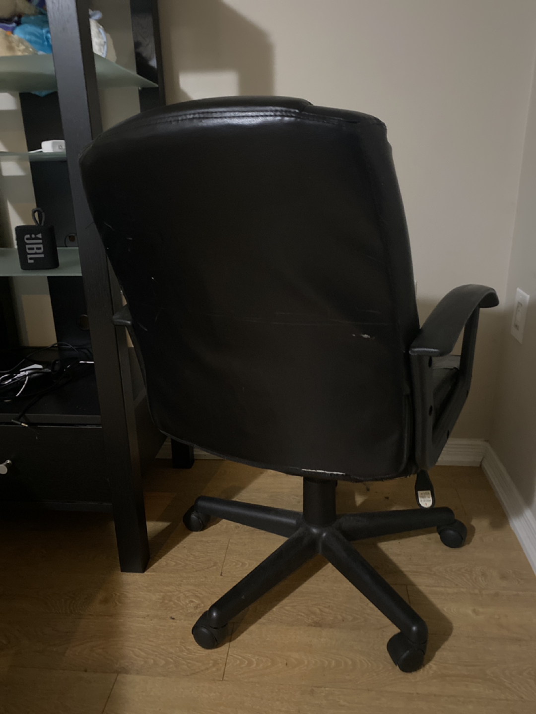 office chair thumbnail