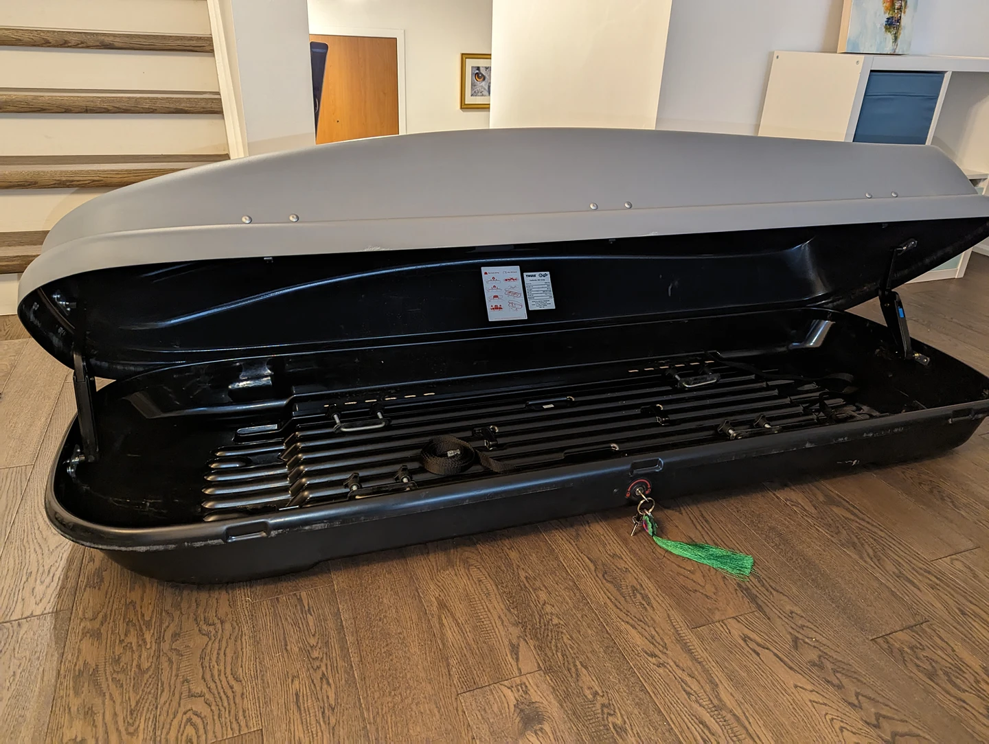 Thule 360L Roof Box - photo 2