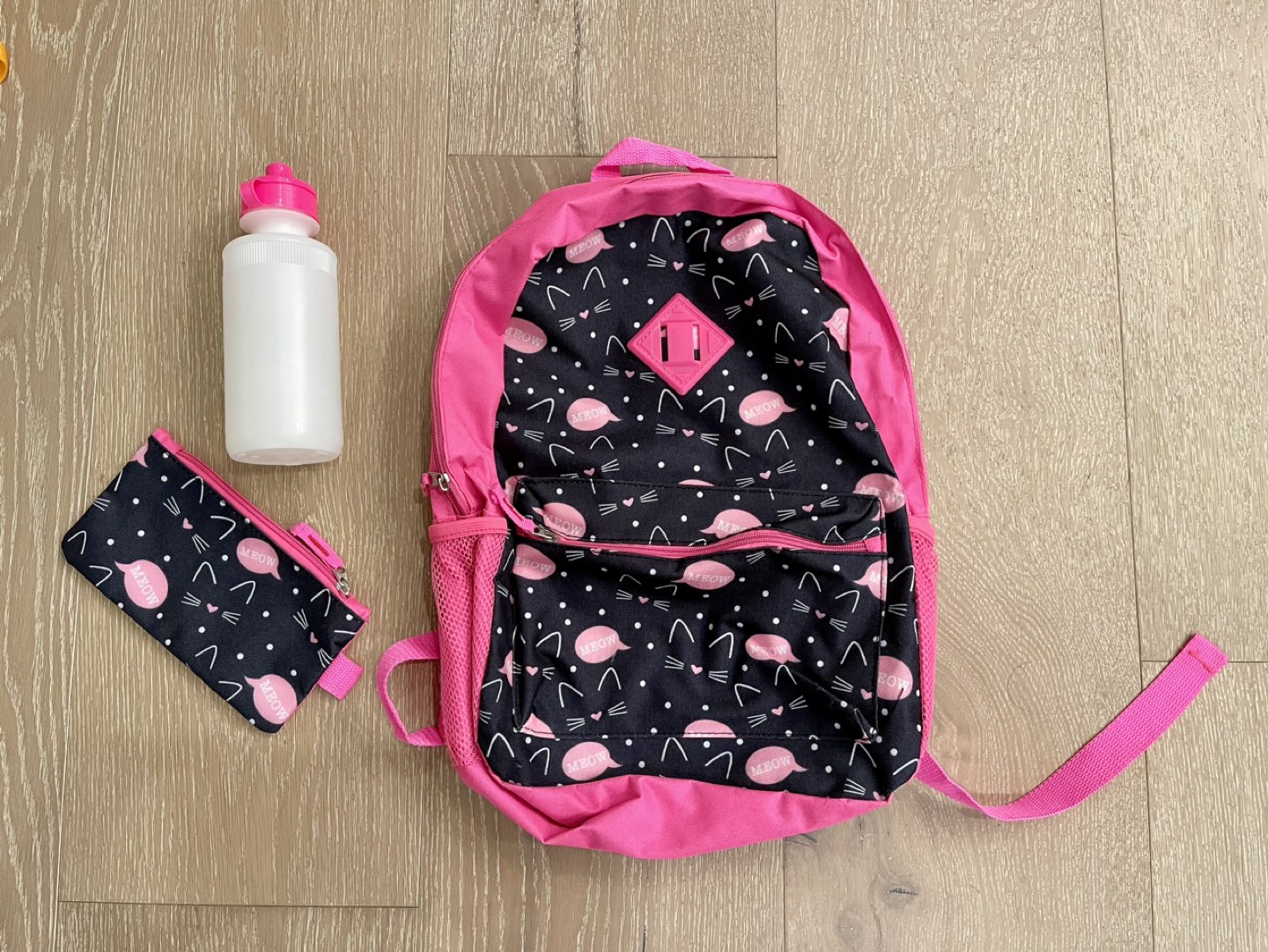 Backpack, pencil case and water bottle for kids thumbnail