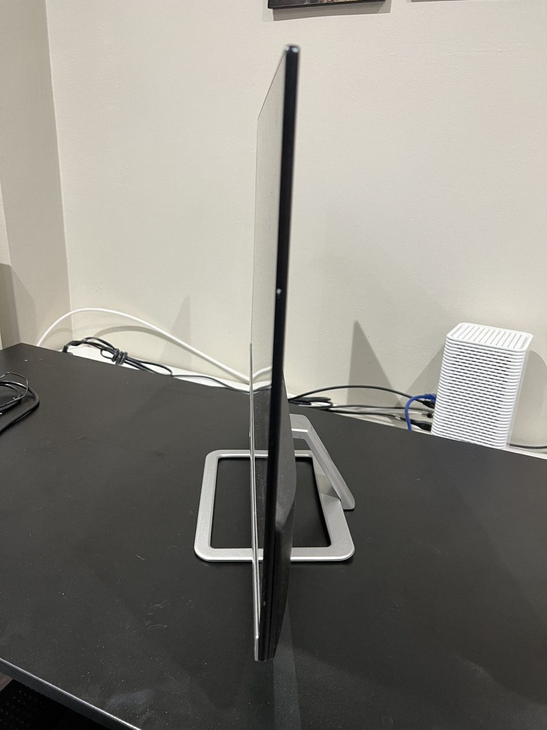 27” HP monitor - photo 2