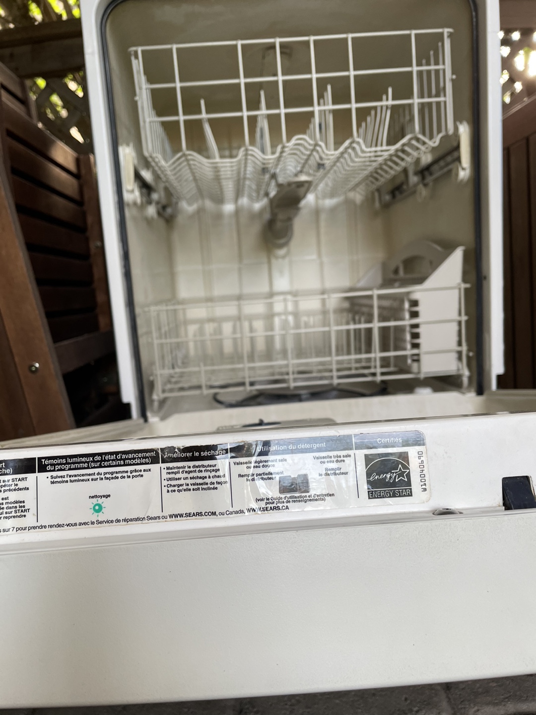 Kenmore Dishwasher 24”White image indicator(4)