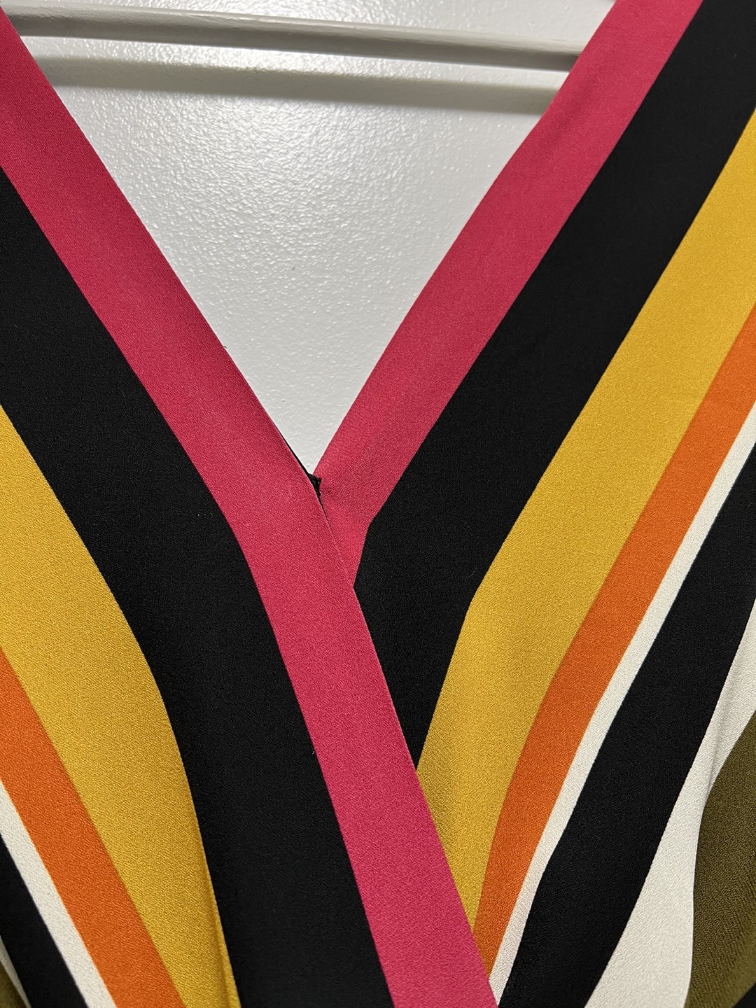 Vince Camuto jumpsuit Size 6 image indicator(9)