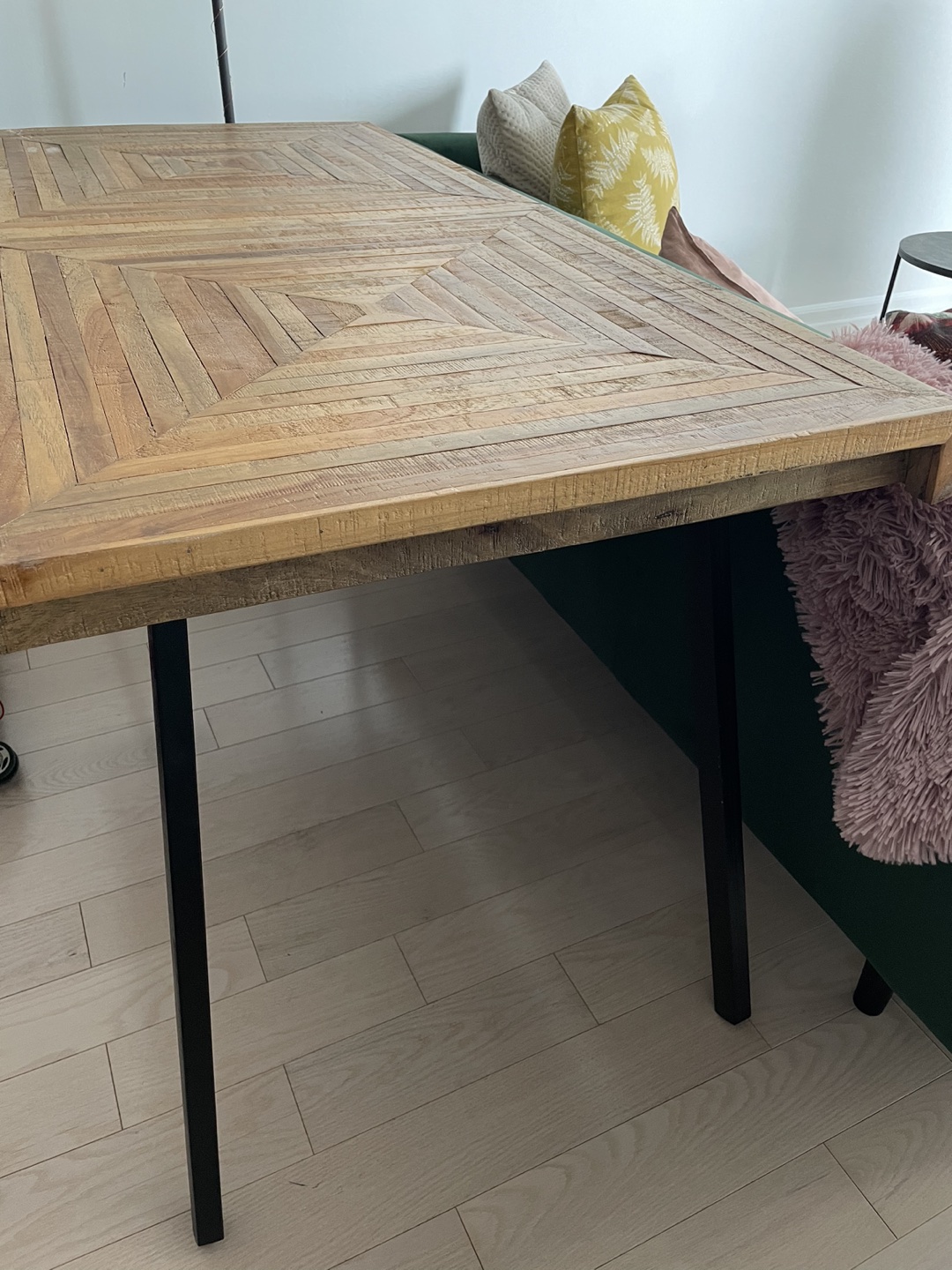 Dining table with two chairs thumbnail