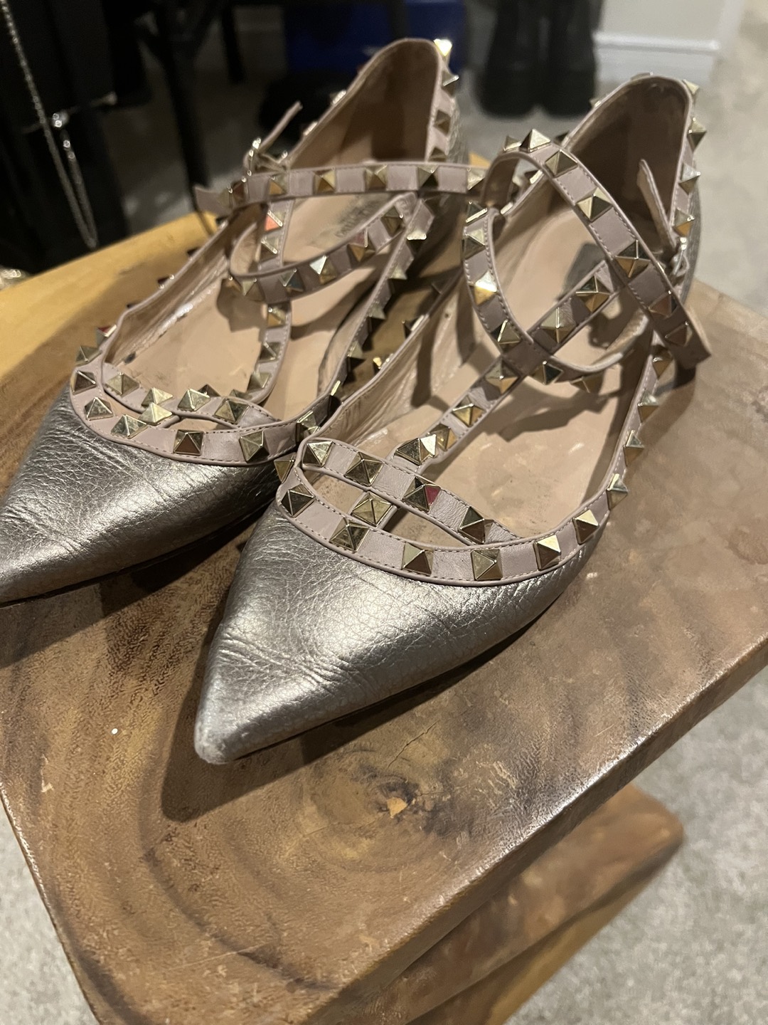 Pre Loved Valentino Flats