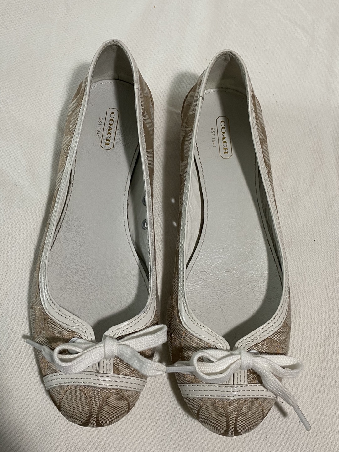 Coach Cameo Signature Ballet Flats 9 image indicator(7)