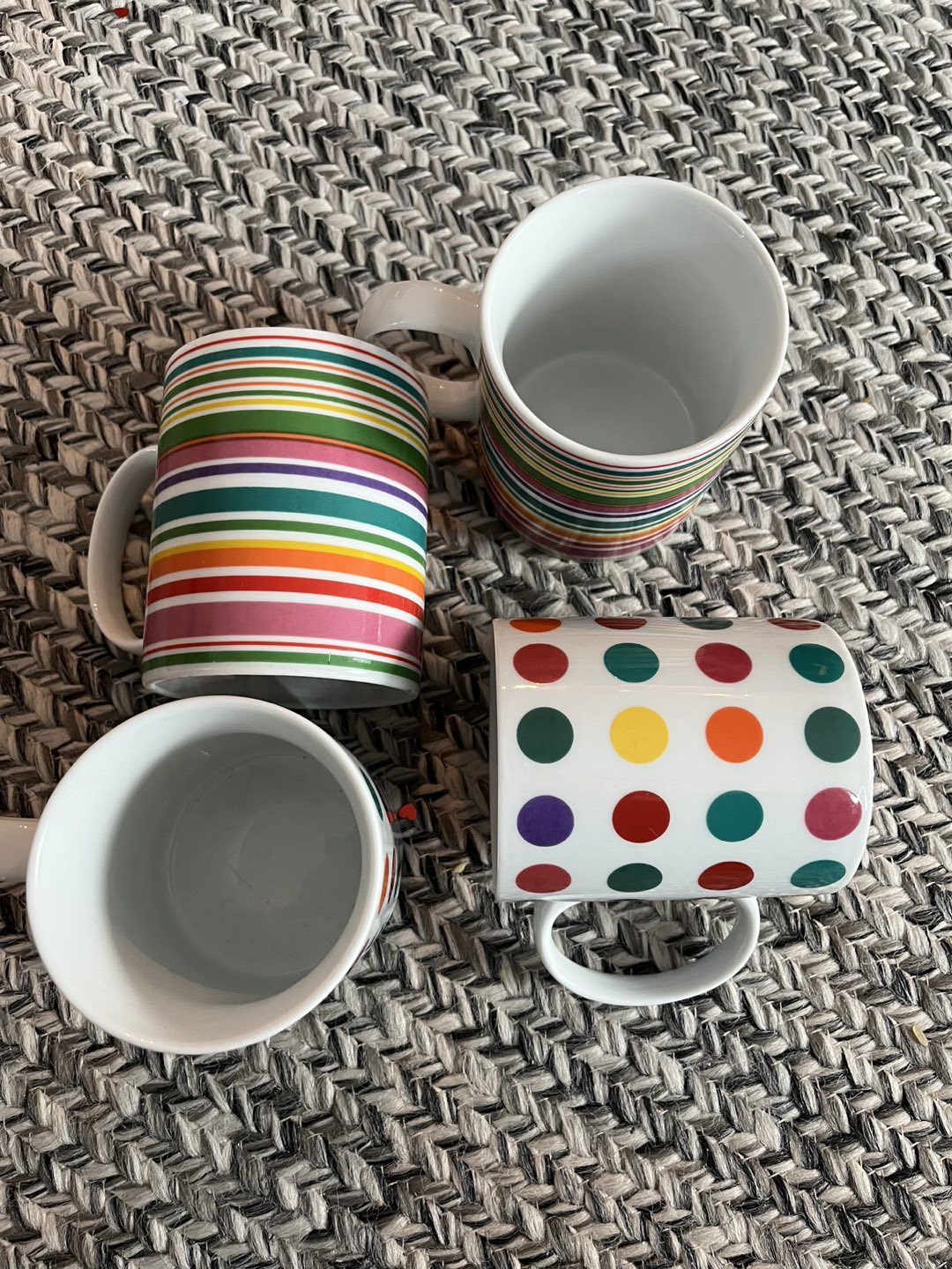 4 coffee mugs - new thumbnail
