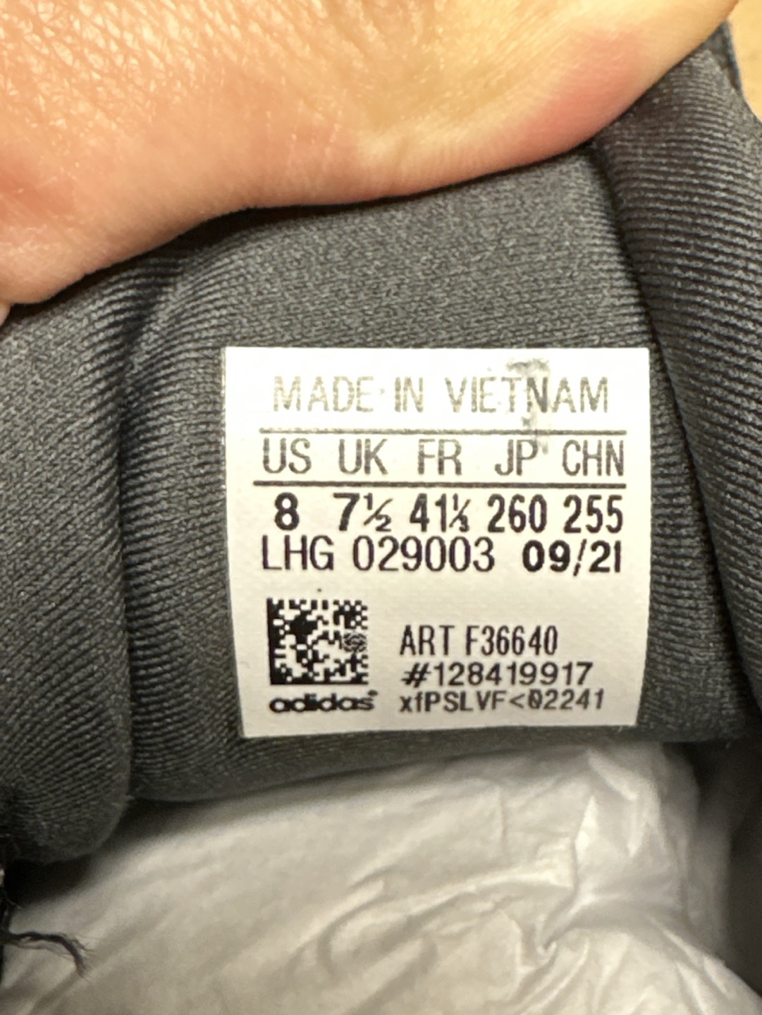 Yeezy 500 utility black size 8 - photo 5