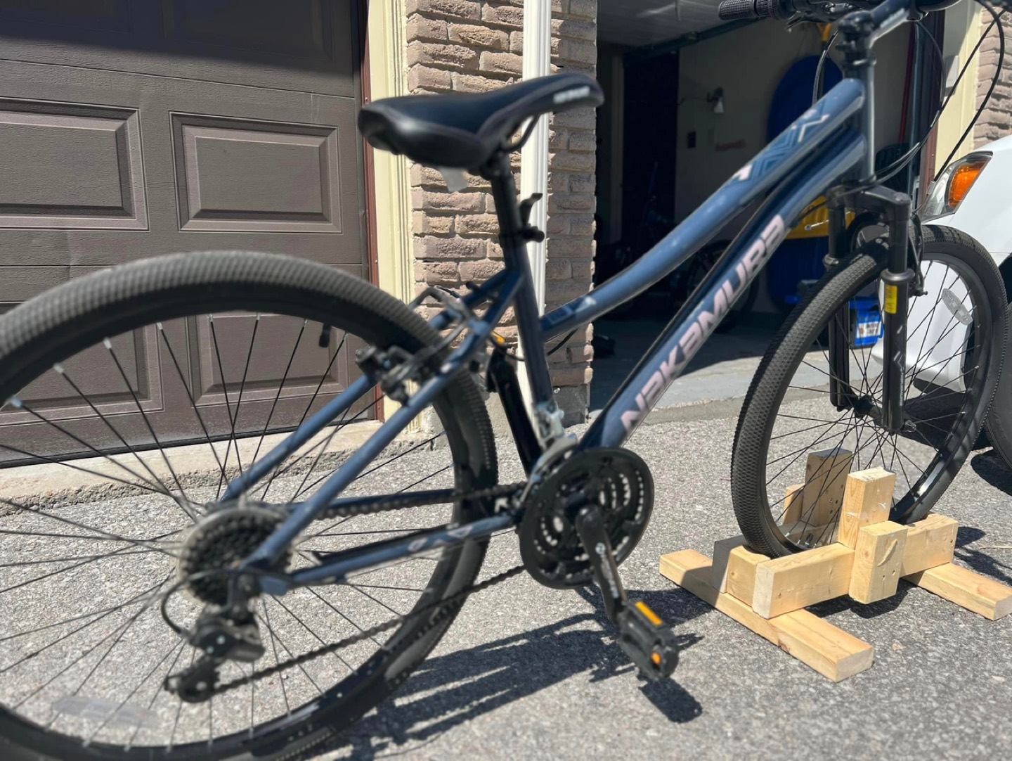 26" Men' Supercycle Bike & 24" Women's Nakamura bike