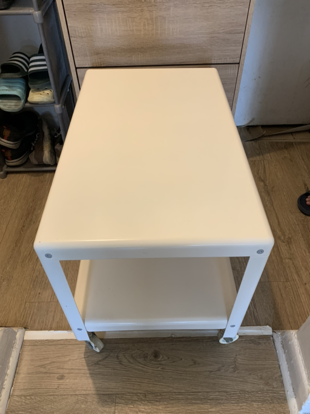 STRIND coffee table’s two-tier design