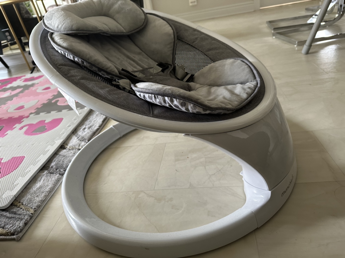 Munchkin Baby Swing - photo 4