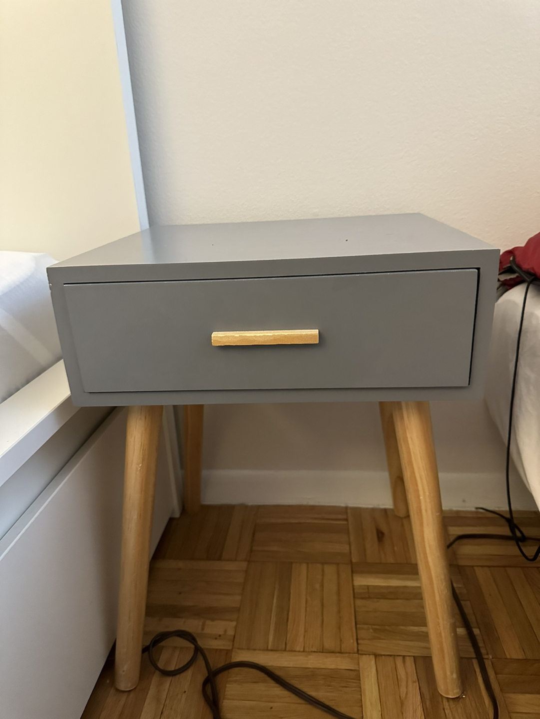 Nightstand - photo 2
