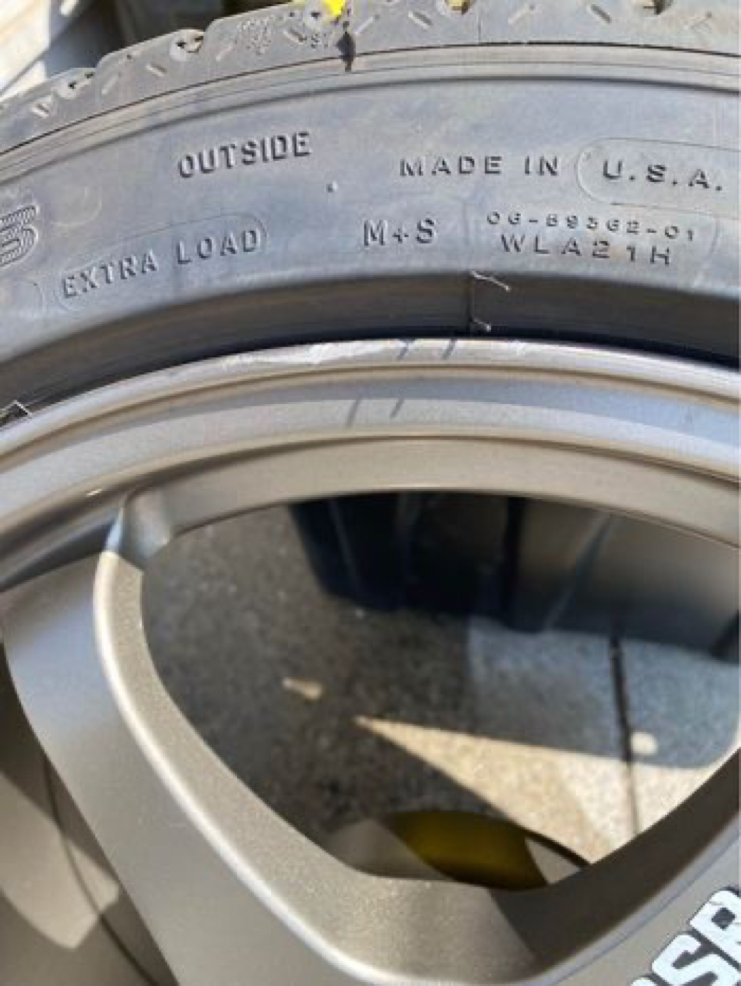 SSR 18’ wheels image indicator(5)