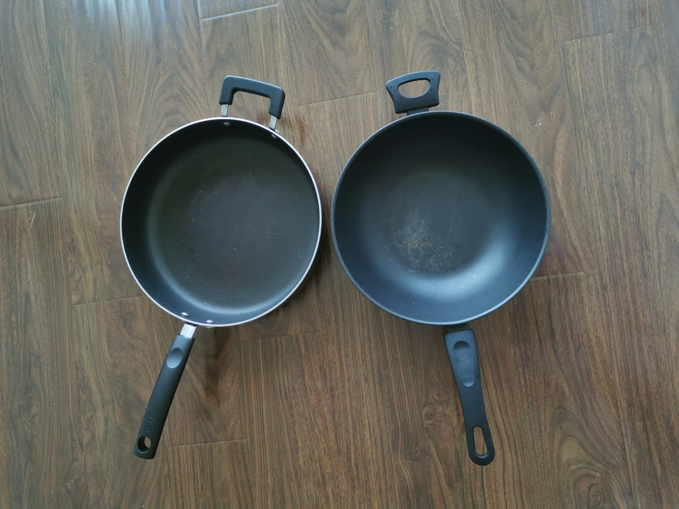 2 used pots thumbnail