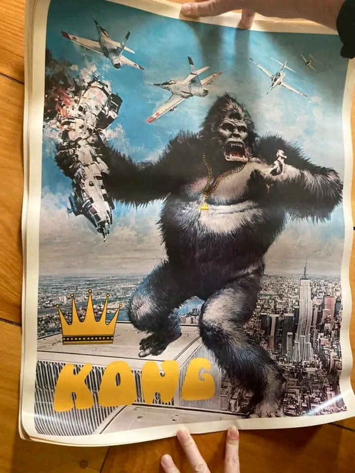Rare 1976 KING KONG poster Kong World Trade Twin Towers