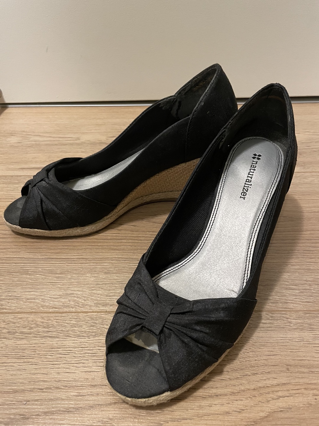 GUC Naturalizer Wedge Sandals Size 8.5 - photo 3