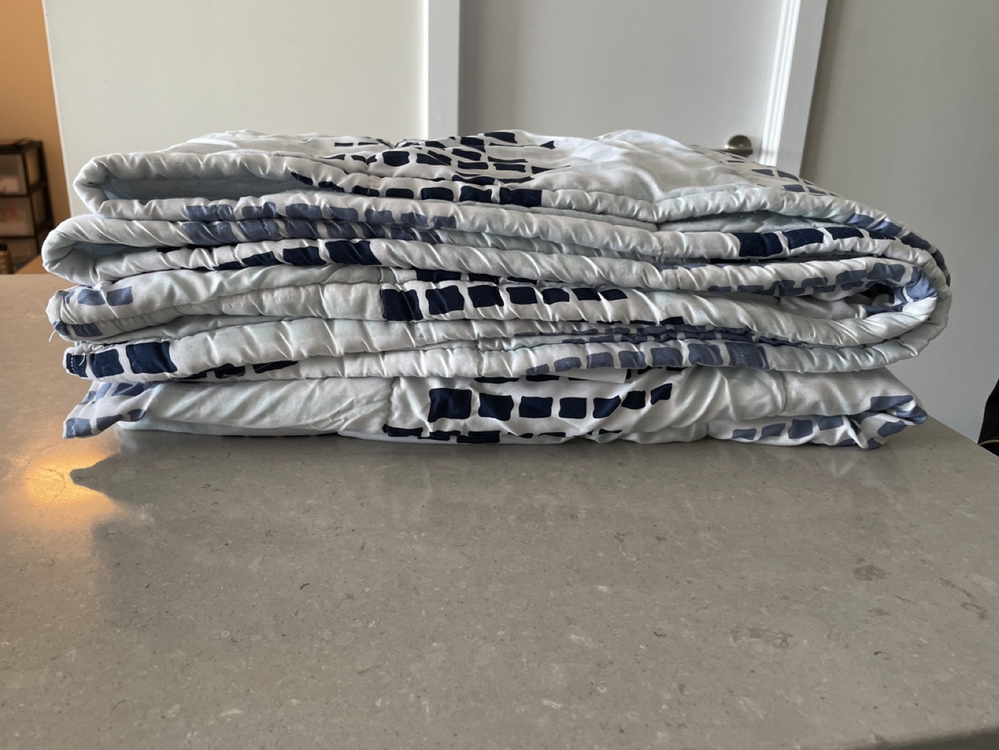 Day 3 Comforter/Quilt Queen size 🌱 image indicator(2)