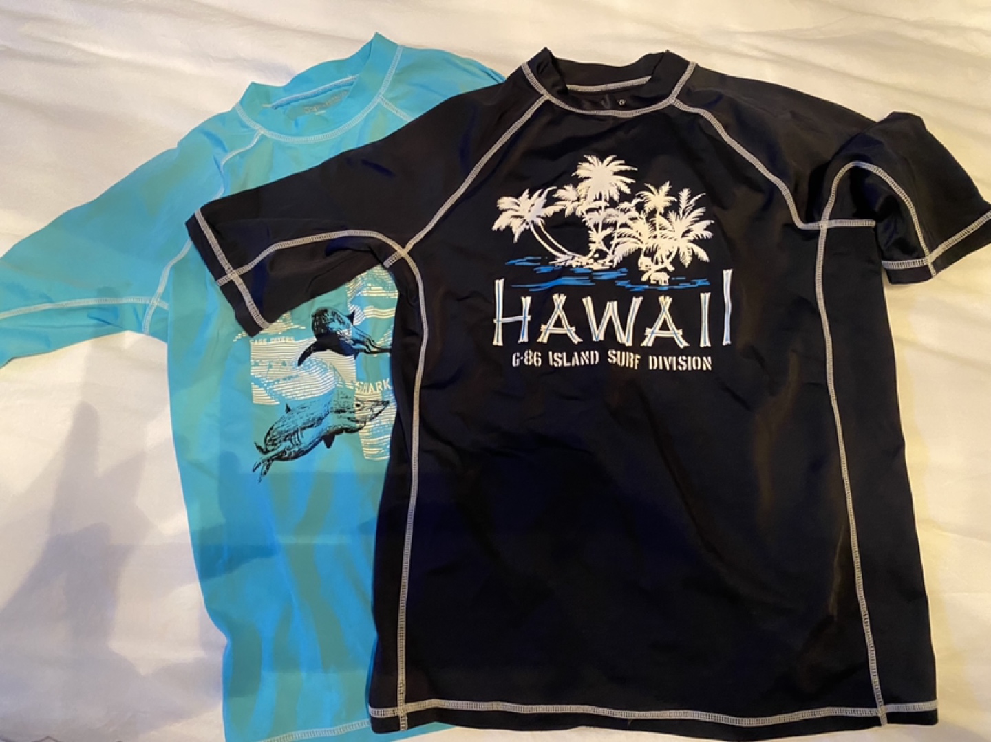Rash guards / swim tops -Gap boys size 14 thumbnail