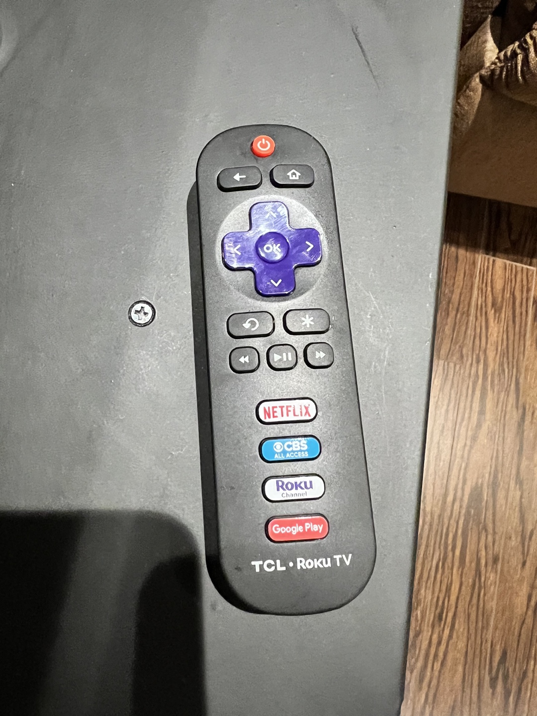 TLC 4K UHD 50 inch smart Roku LED TV image indicator(3)