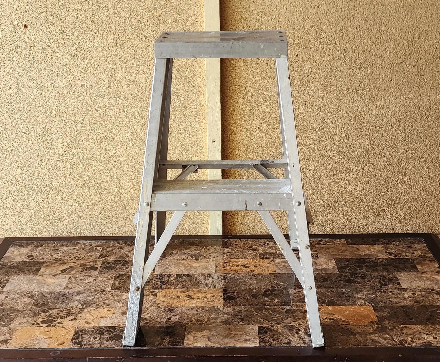 Step Ladder