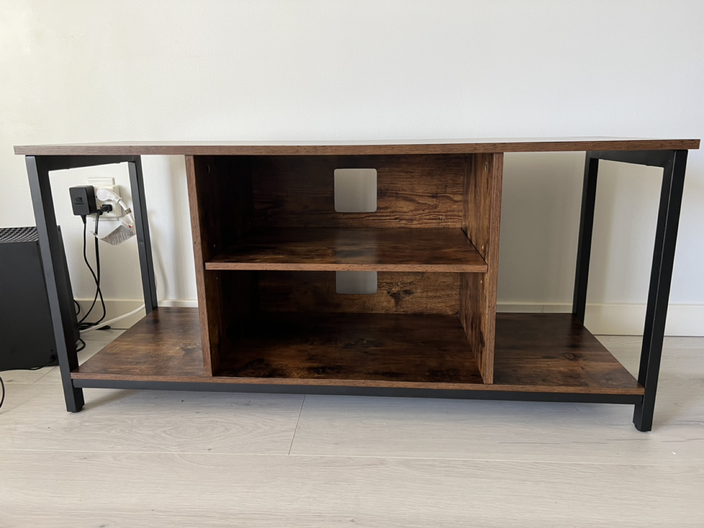 Wayfair TV stand - photo 2