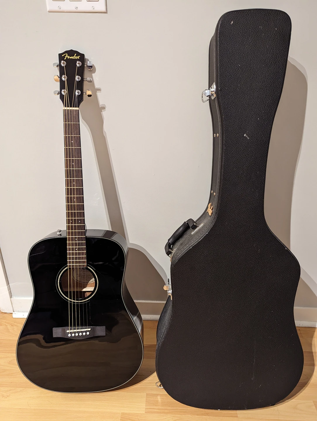 Fender dreadnought acoustic guitar + hard case - photo 2