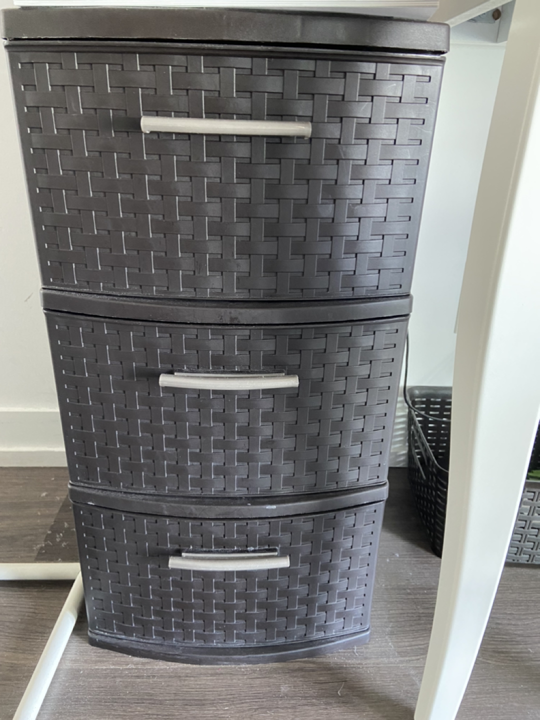 plastic drawer thumbnail