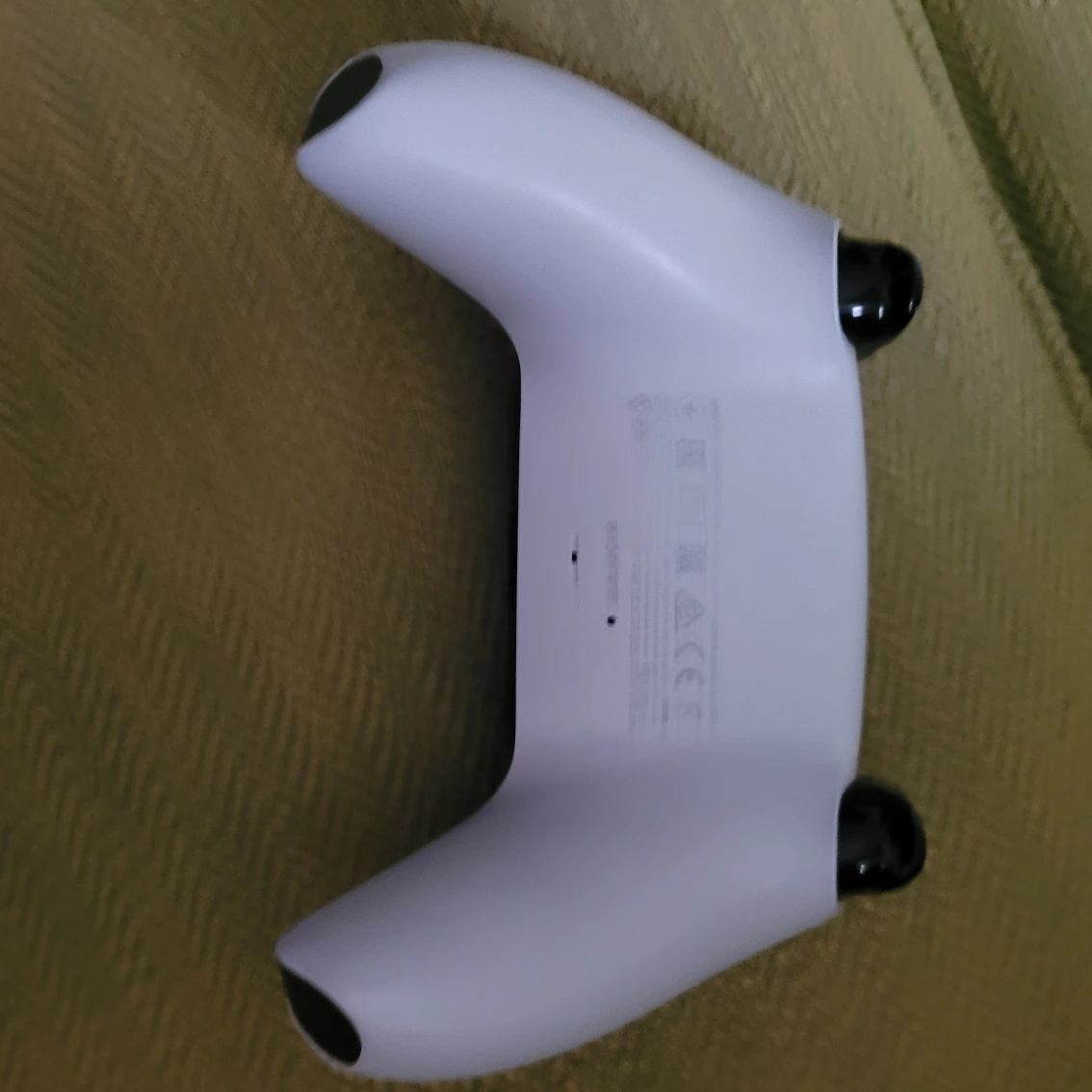 gently used ps5 controller - photo 2