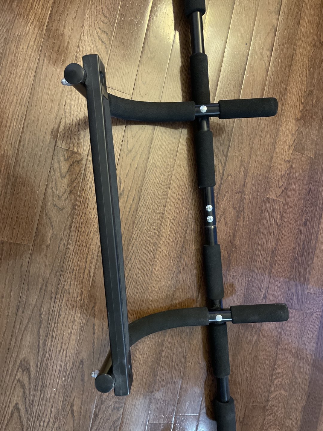 Pull up bar