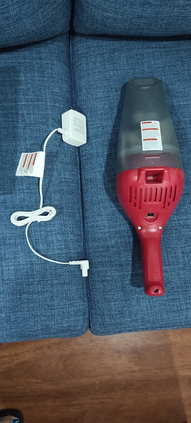 Handheld Vacuum (Black and decker)