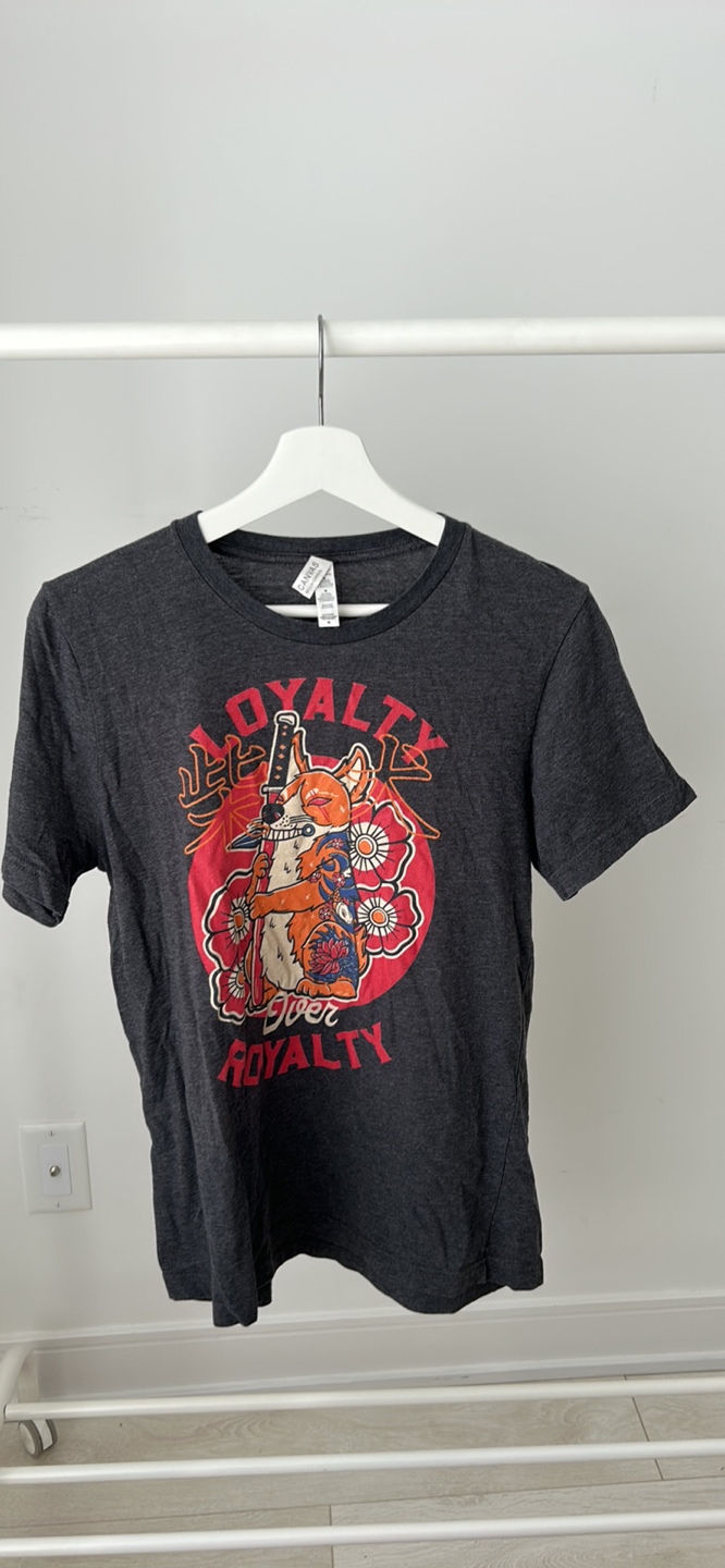 Men’s graphic tee thumbnail