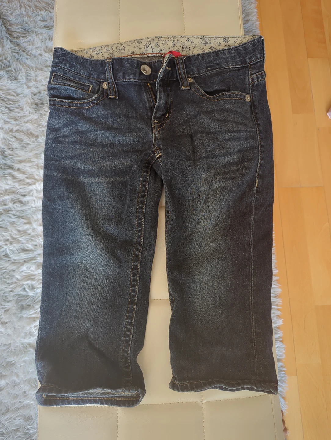 Uniqlo long shorts 25 inches