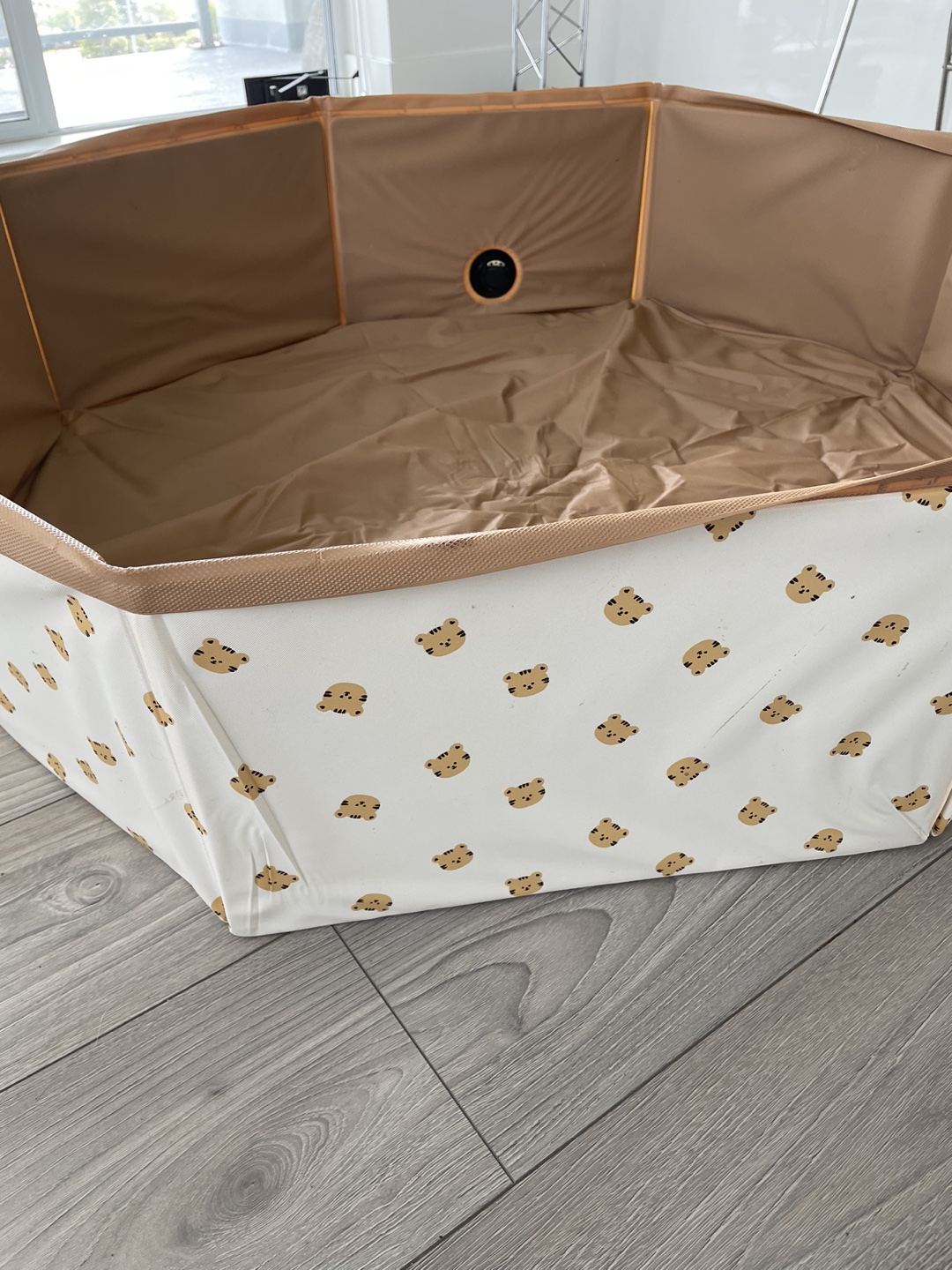 Large ball pit playpen and medium dog crate