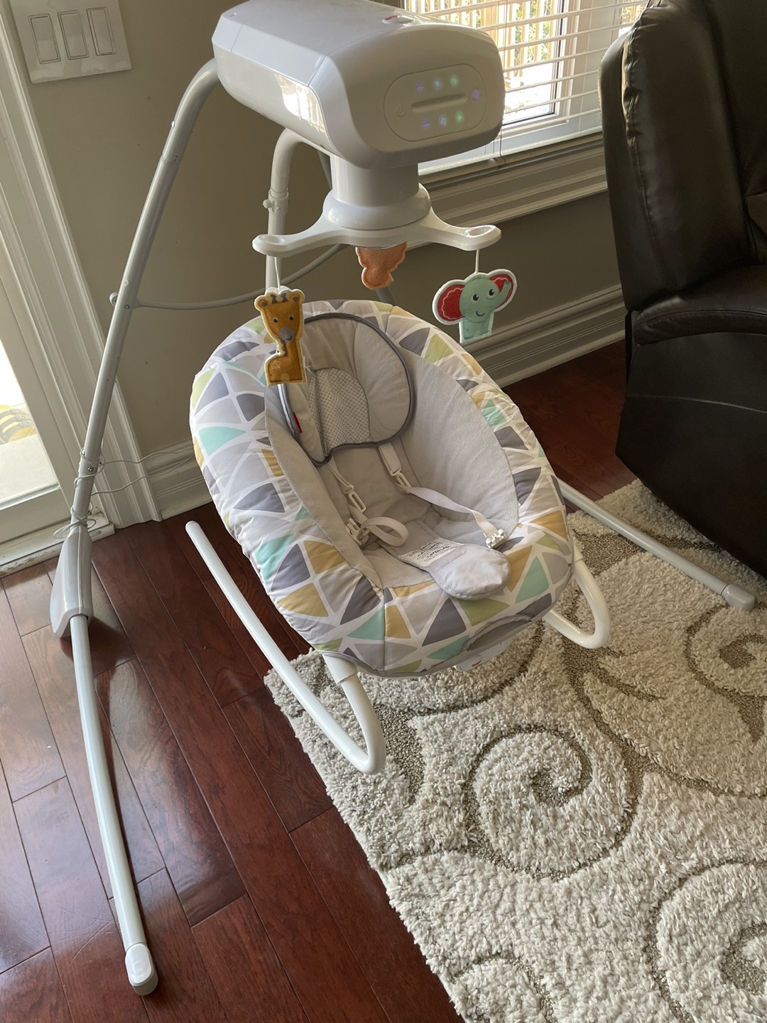 Fisher-Price 2-in-1 Deluxe Cradle 'N Swing - photo 2