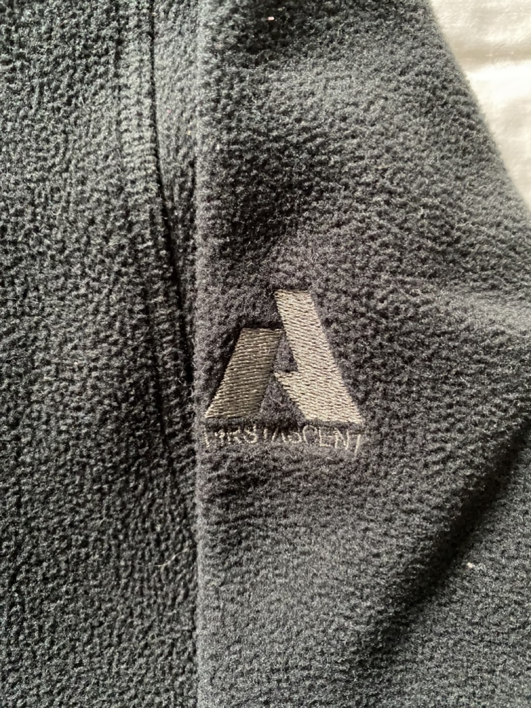 Eddie Bauer - Ascent Sweater image indicator(3)