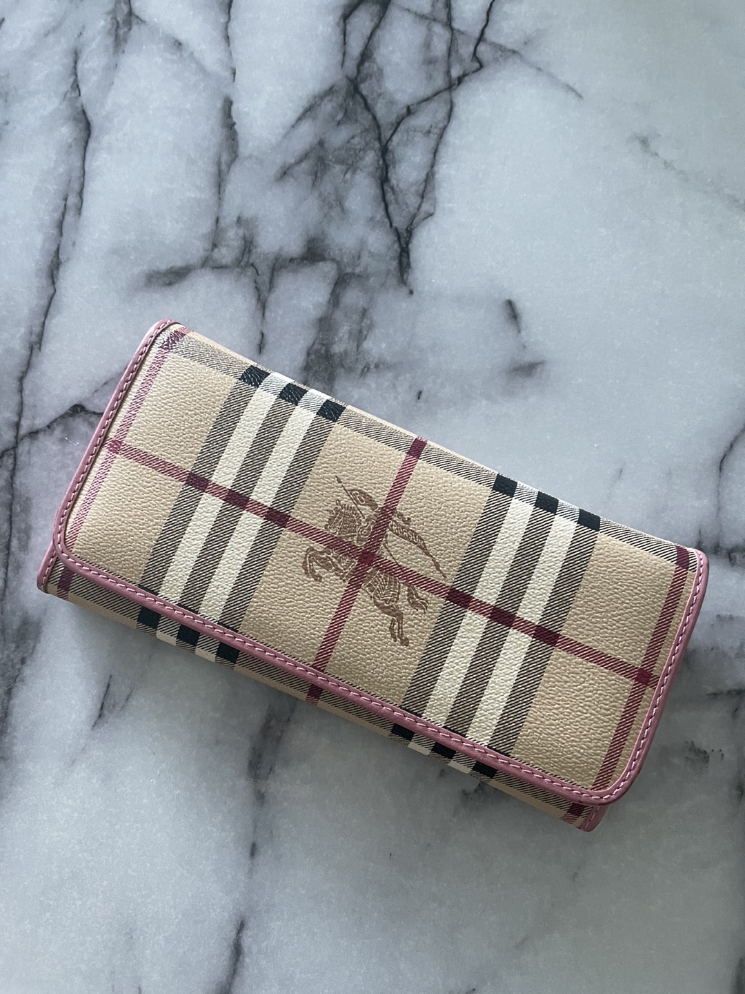 Burberry Women’s wallet thumbnail