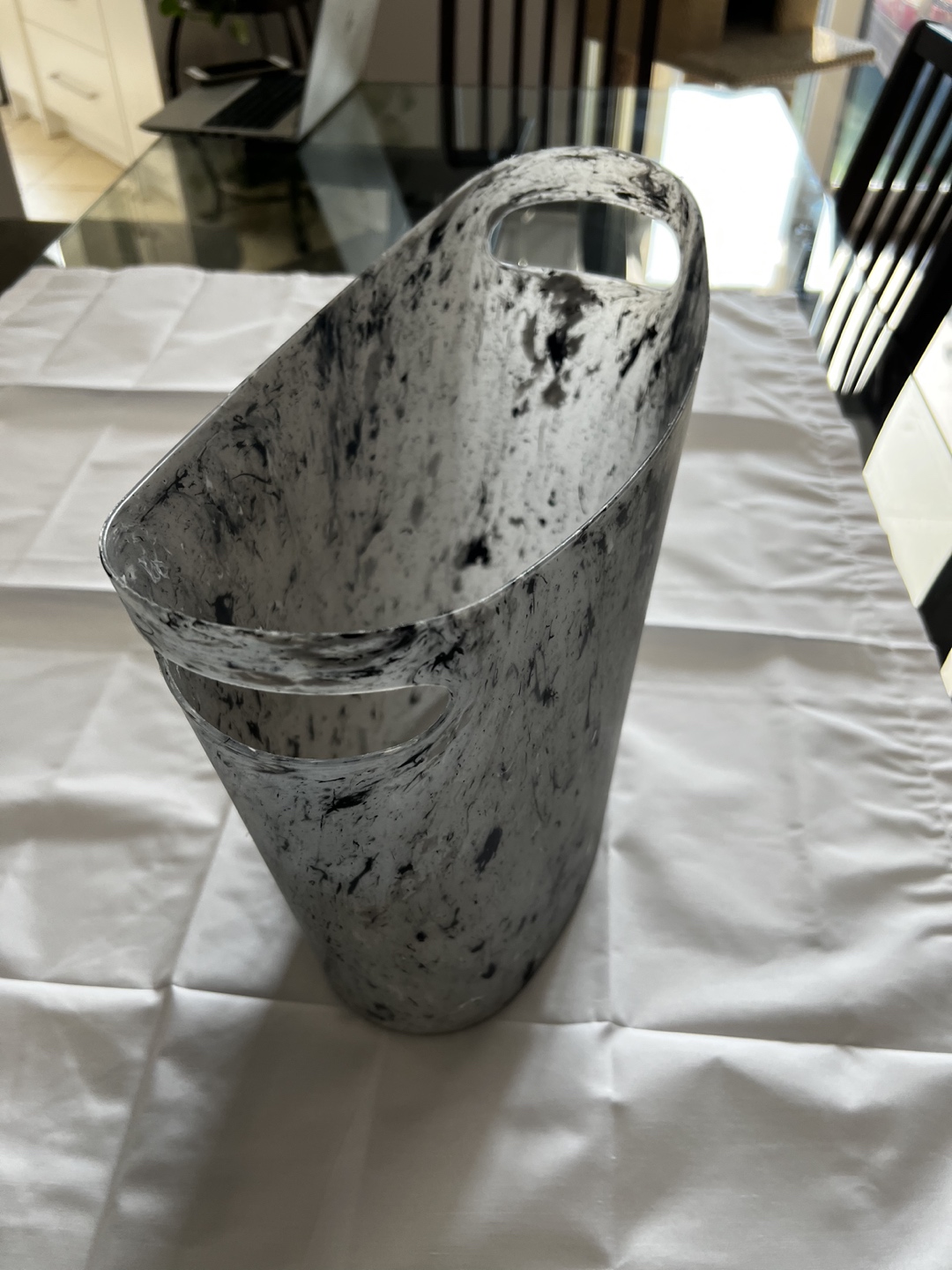 🌱 Waste basket thumbnail