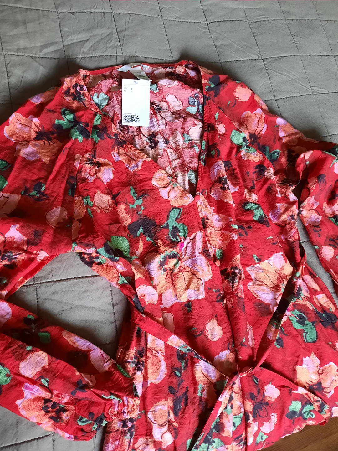 Brand New H&M Summer dress ~ size 8-12 ☀️ HOT 🔥 - photo 2