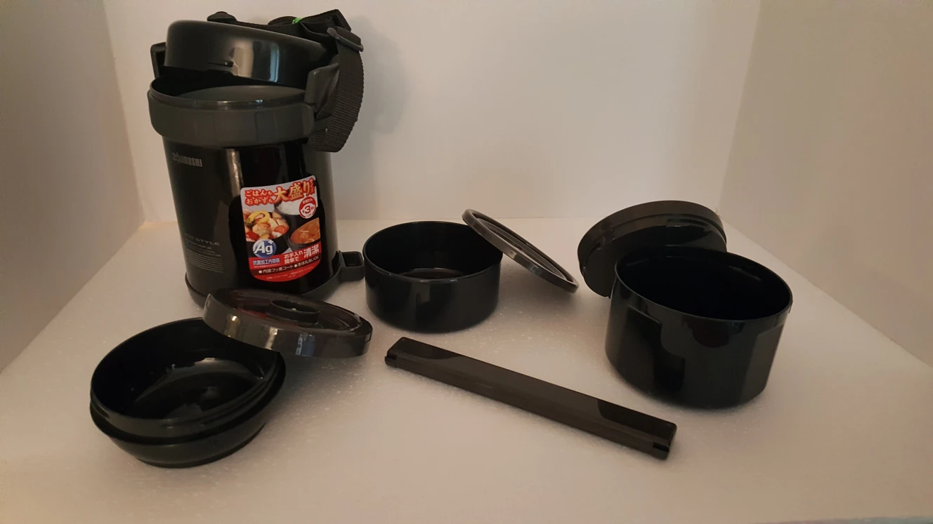 Zujirushi Classic Plastic Stainless Lunch Jar Insulated, Black image indicator(4)