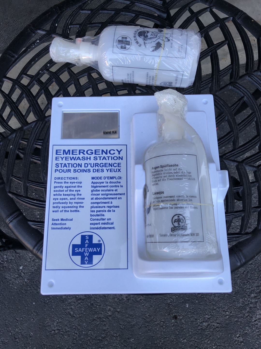 Eyewash station, New! - photo 2