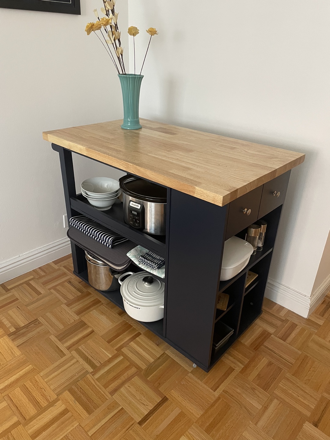 Kitchen island cart