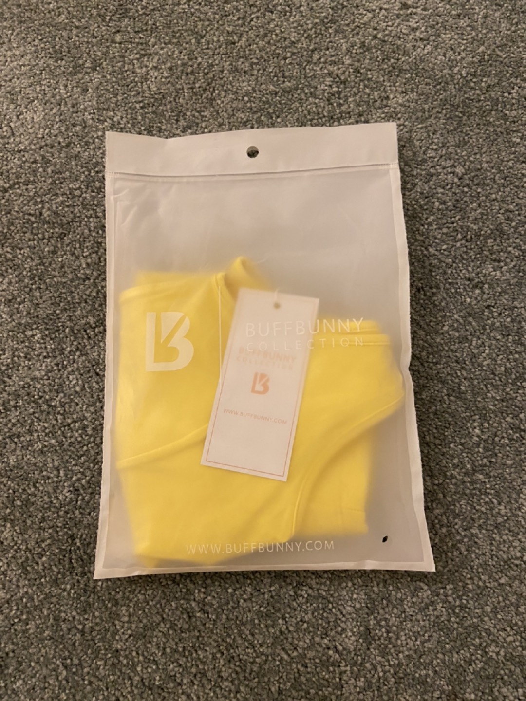 BuffBunny Bae Crop in Pina (BNWT) image indicator(6)